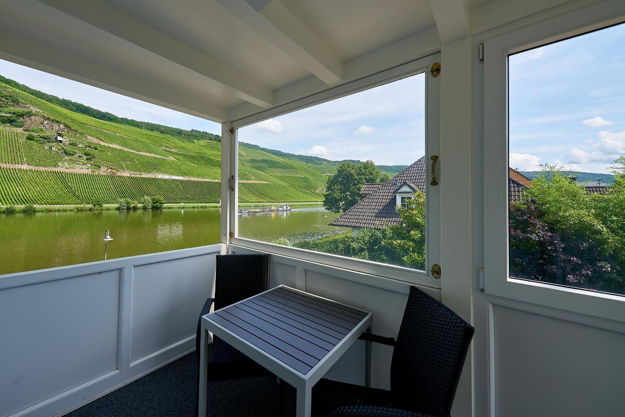 Bed & Breakfast Sonnenuhr 3*