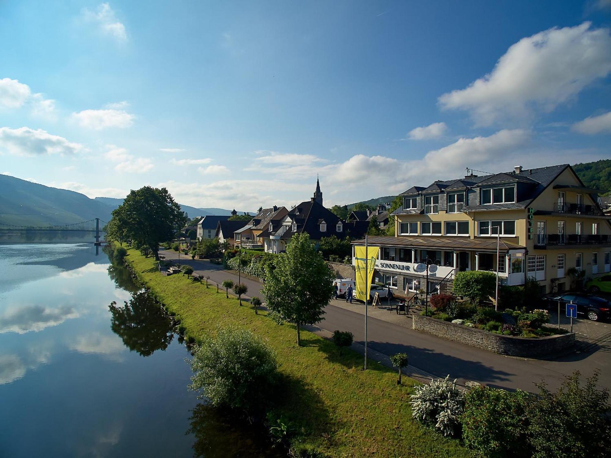 Sonnenuhr 3* Verbandsgemeinde Bernkastel-Kues