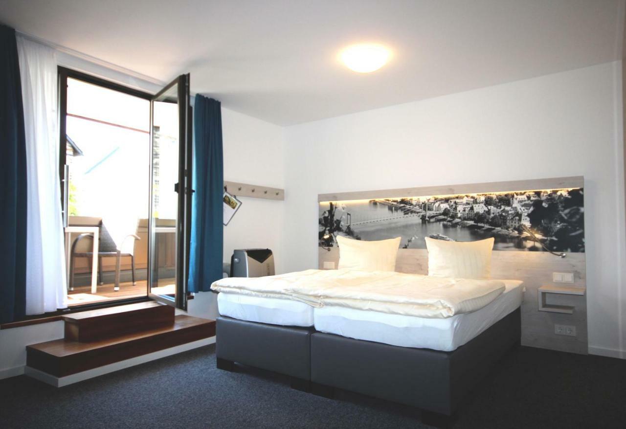 Bed & Breakfast Sonnenuhr 3*